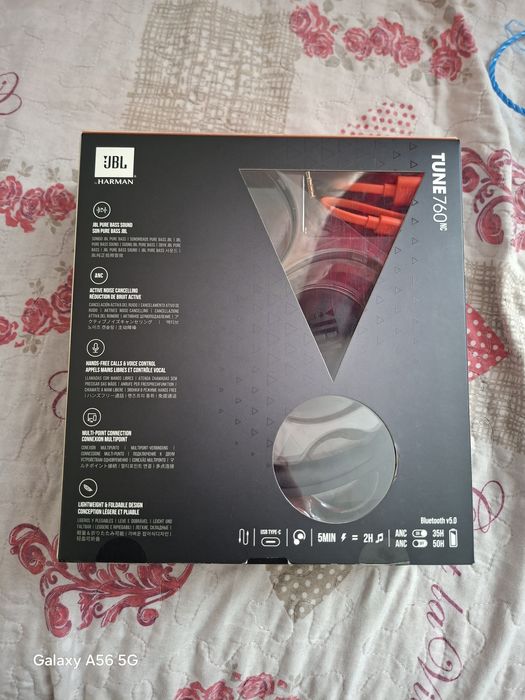Vând urgent căștile Jbl Tune 760Nc