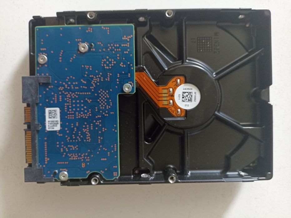 Жесткий диск Toshiba P300 1TB
