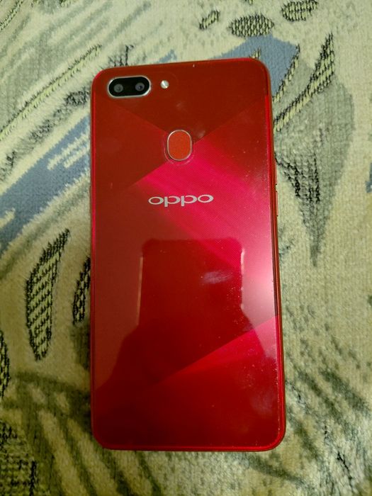 Продам телефон Oppo A5