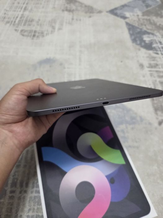 Ipad Air 4 64GB в идеале