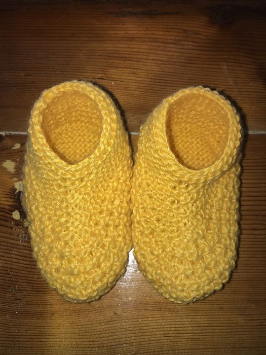 свитер, шапка на 4-5 лет, на 6-7 лет