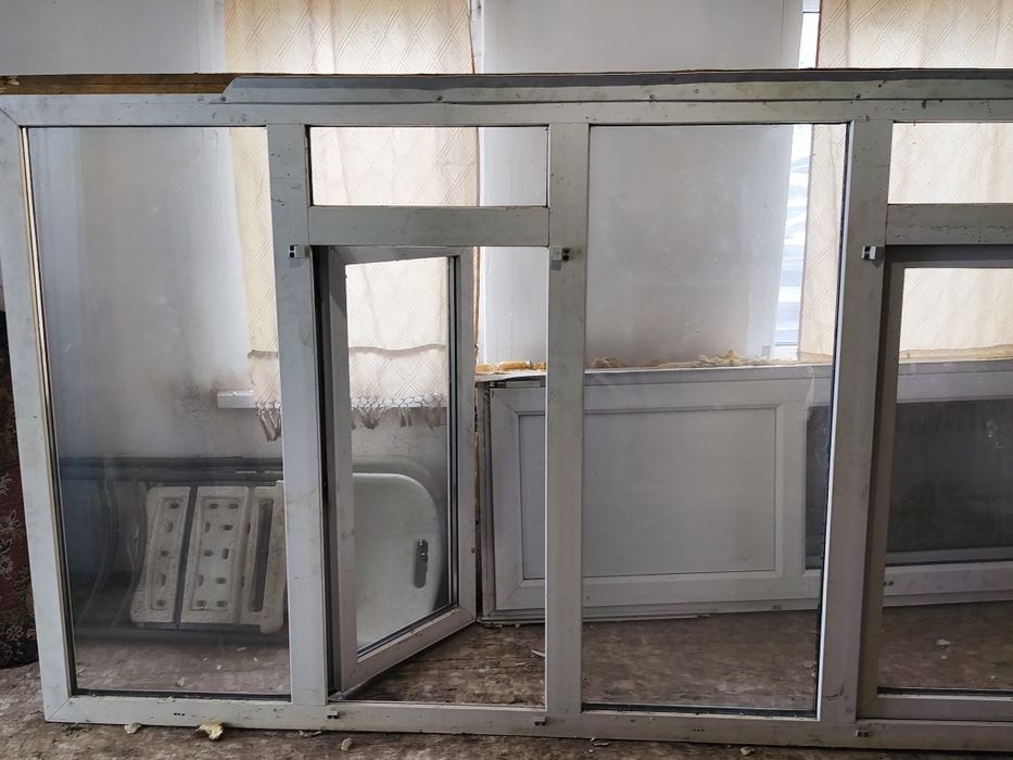 Окно балконные б/у.