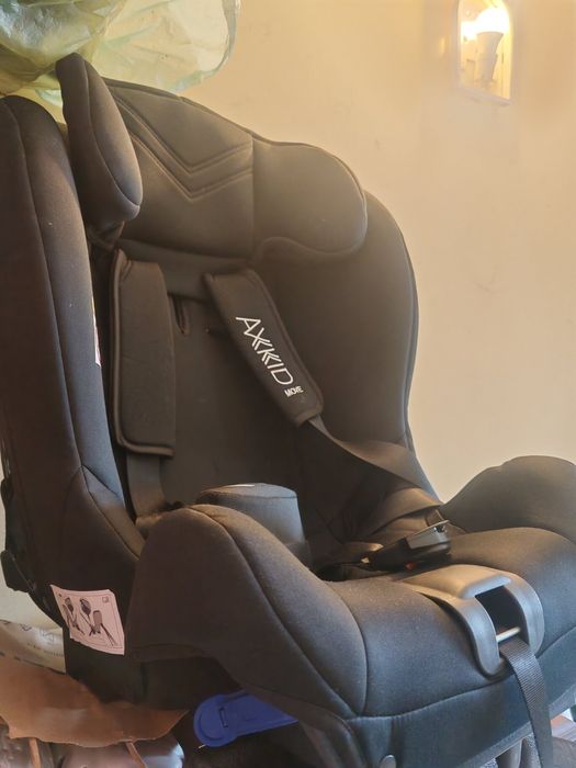 Продавам детско столче за кола AXKID MOVE