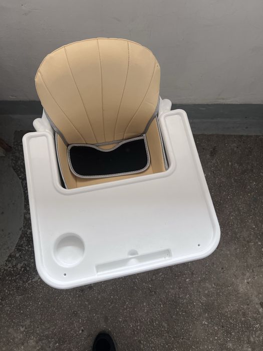 Продам детский столик с креслом