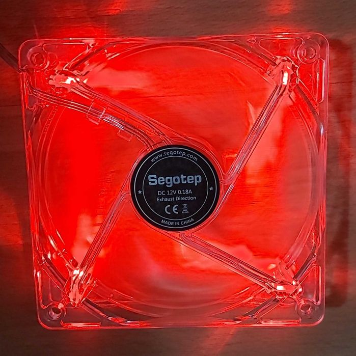 Vand ventilatoare DeepCool,ID-Coolig si Segotep led albastru si rosu