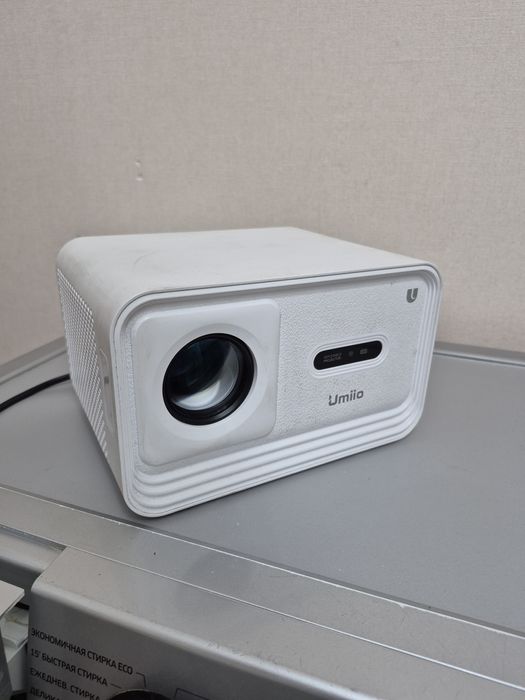Проектор 4К Umiio U8 Pro 2025