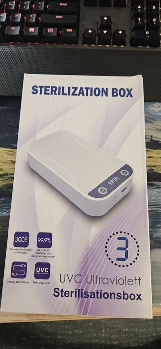 Aparat de dezinfectare si sterilizare telefon, chei, etc.cu lumina UVC