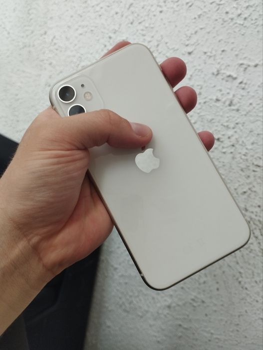 iPhone 11 64gb .