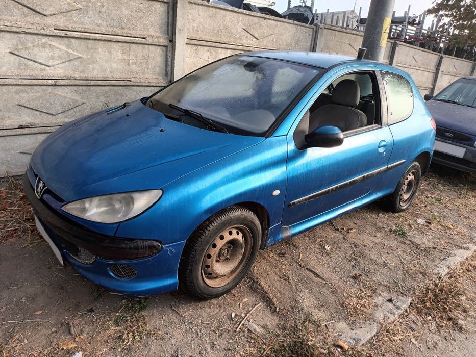 Dezmembrari  Peugeot 206  1998  > 0000 1.6 HDi 110 Motorina