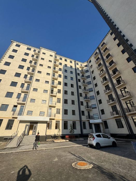 Срочно Продаеться 2-ком квартира в городе Чирчике 10-мик новостройка