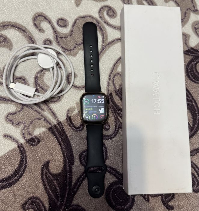 Продам Apple watch 10 42mm