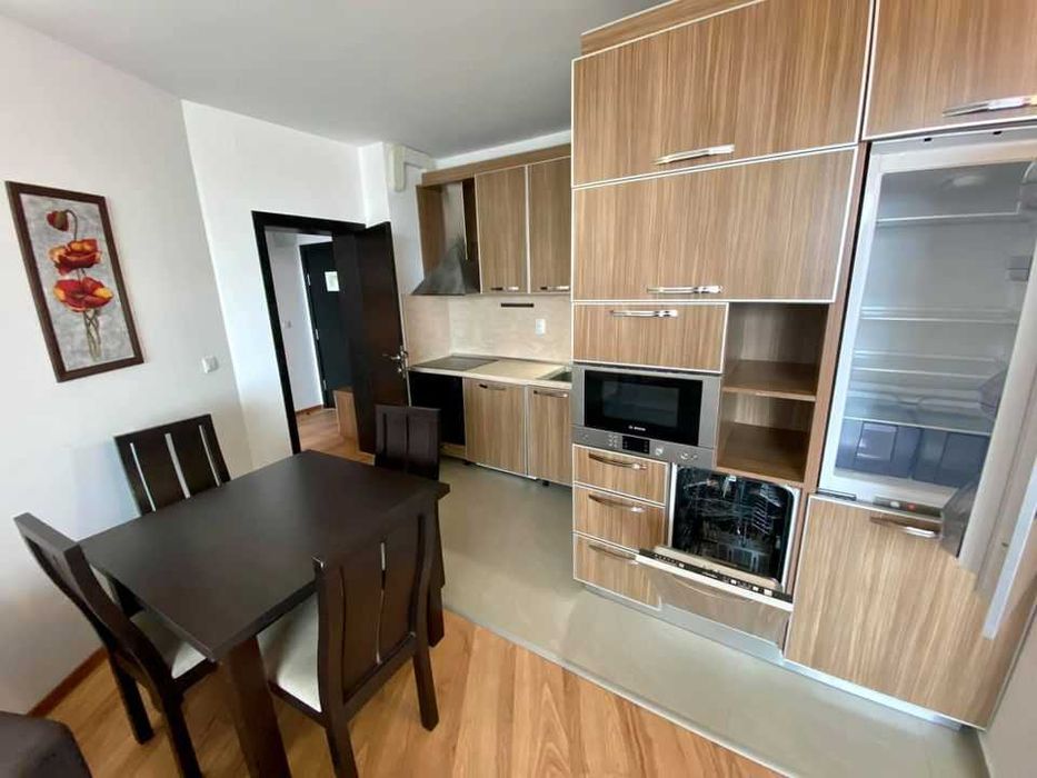 Дава се под наем Двустаен апартамент в Бургас, Сарафово - 76 кв.м за 127.5 € - Снимка #8