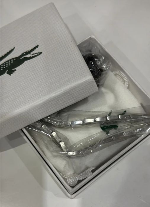 Продам браслет Lacoste