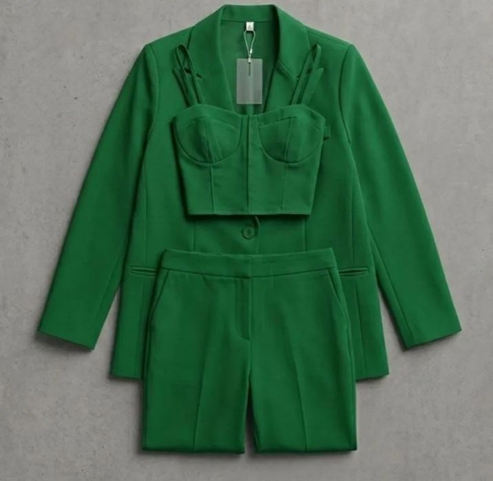 Elegant yashil uchlik to'plam (Kostyum, shim, top)