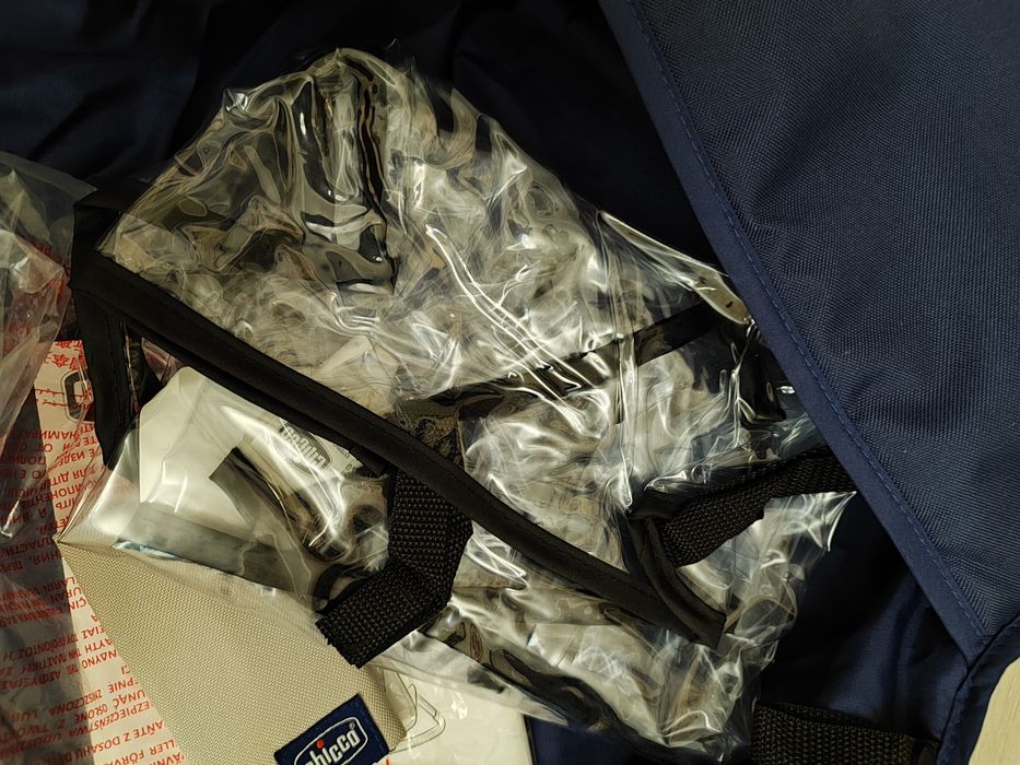 Продам детскую прогулочную коляску