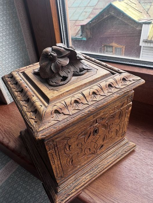 Шкатулка деревянная !