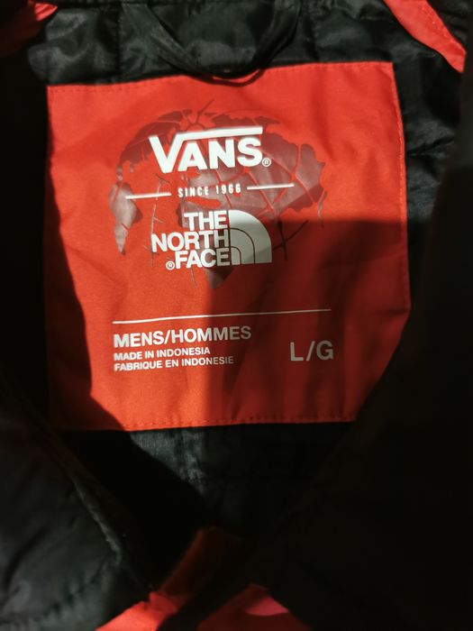 Vans x The North face яке
