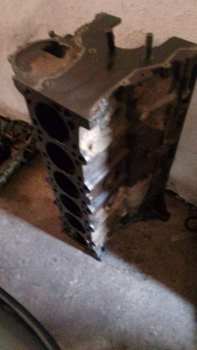 Бмв е34 М50 б20  запчасти по двиготелю