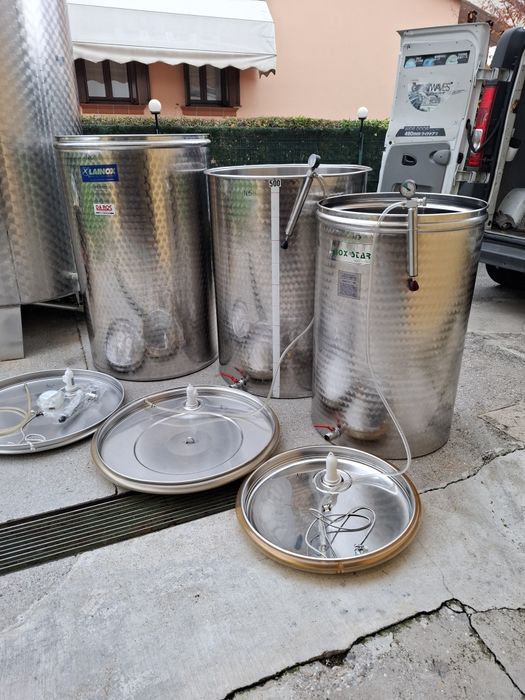 Butoi inox pentru vin