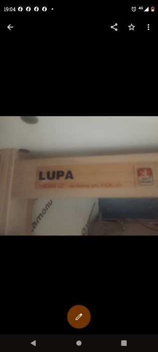 Urgent vand pat  alb. Lucios 135*190 cm cu somiera fixa, fara saltea