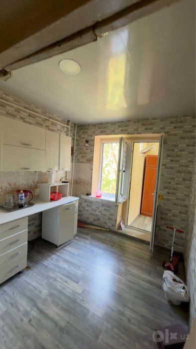Ц -13 Лабзек 3/2/4 Урта ремонт Обш: 55 кВ.м.Ор.р: Абай карзинка,Лабзек