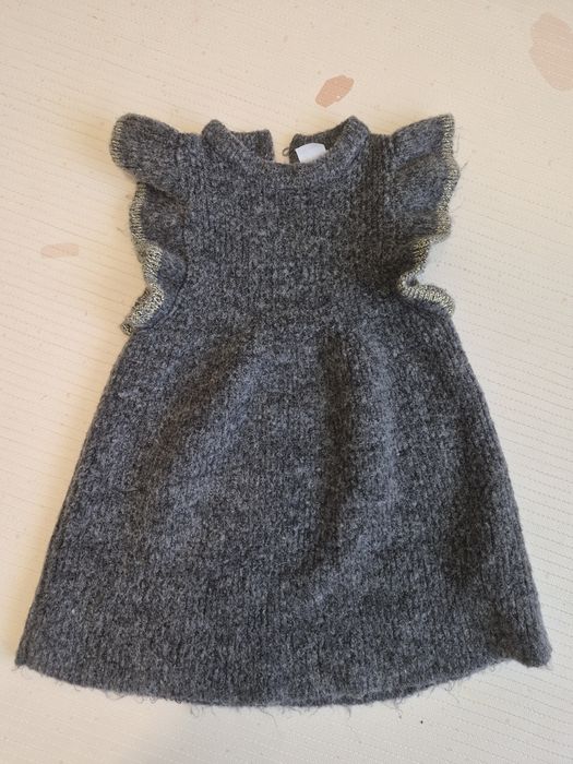 Рокля с къс ръкав