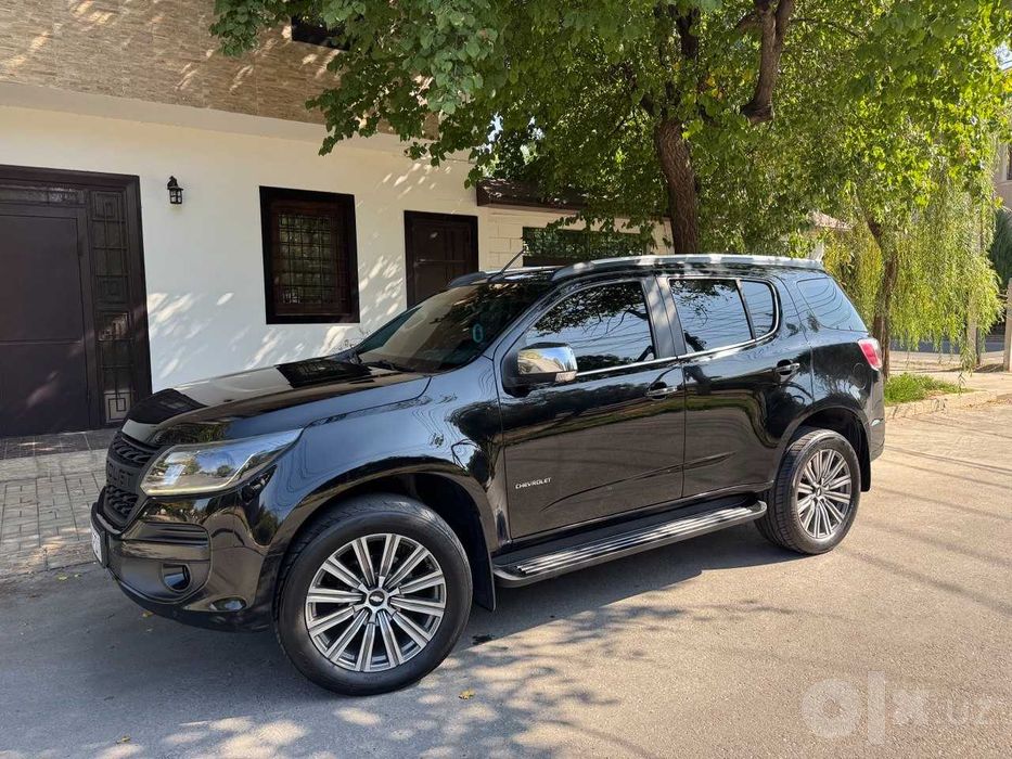 Traiblazer продается toza