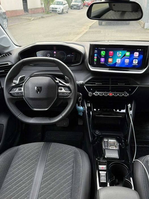 Peugeot 208 HYBRID 1.2L e-DCS6 MHEV Allure