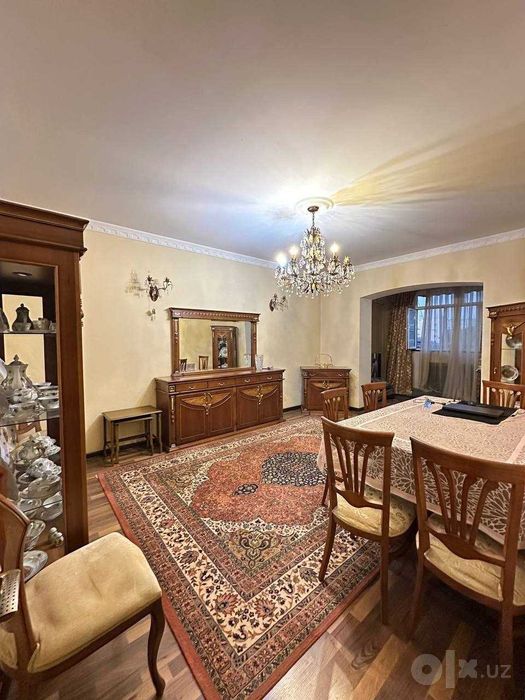 Продается  Госпитальный м-в
