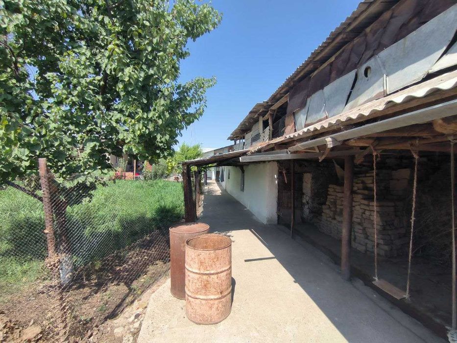 Hovli sotiladi 4.75 sotix Qibray, Qiziltu Продается участок Кибрай