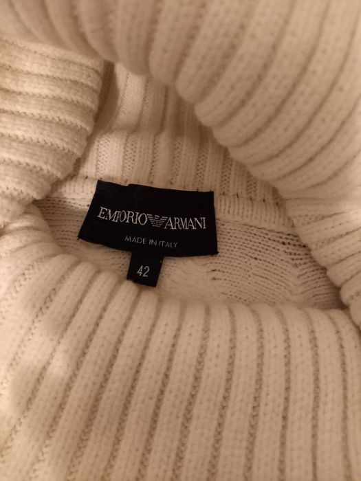 Оригинална блуза на Emporio Armani