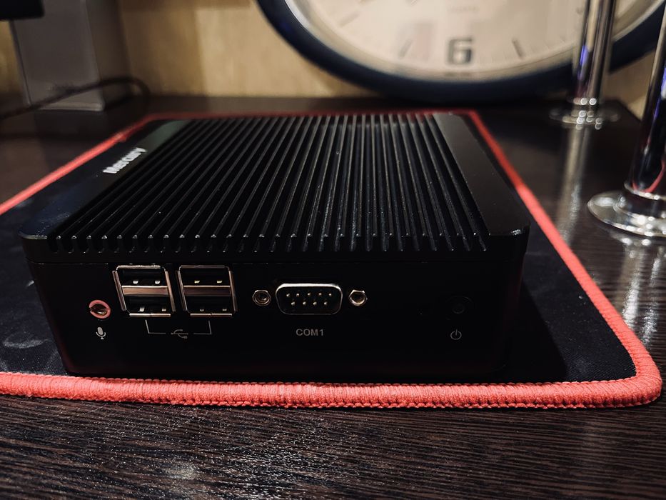 Неттоп Mercury Q210