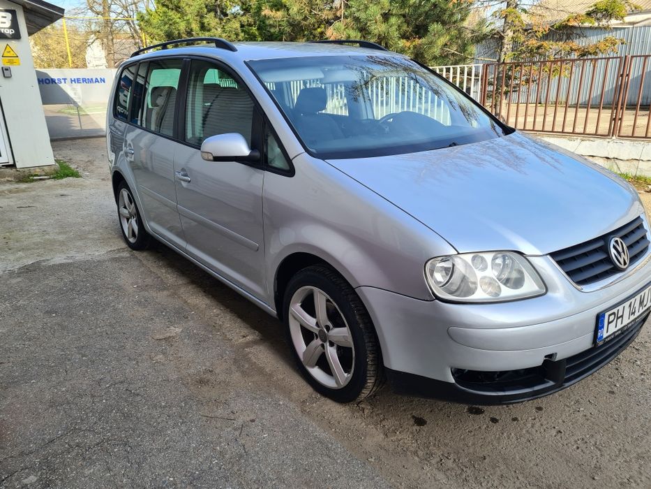 Vw touran 2,0 ,7locuri