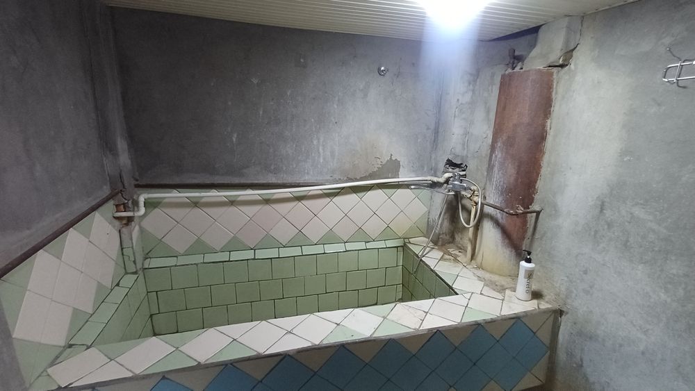 Yigitlarga sheriklikka kvartera xovli xamma sharoitga ega