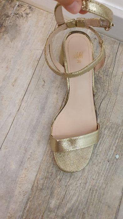 Sandale H&M aurii 36