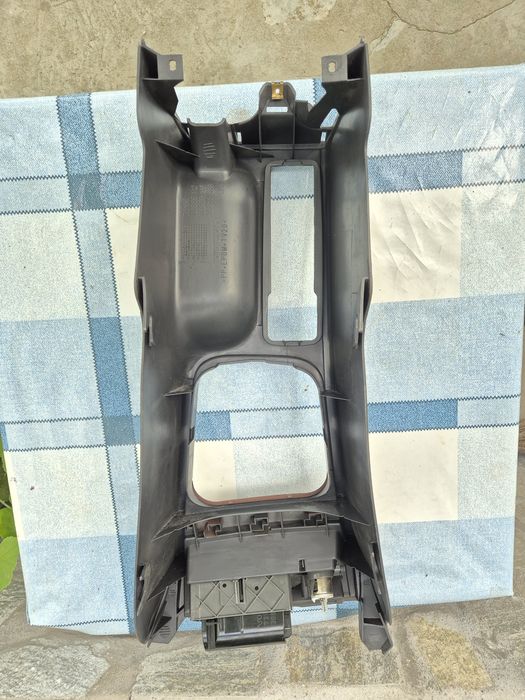 Панели за арматурното табло Volvo V40