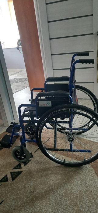Продам инвалидную коляску ТОРГ