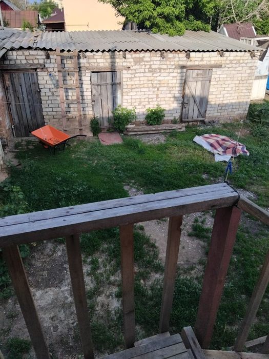 Продам квартиру в общем дворе