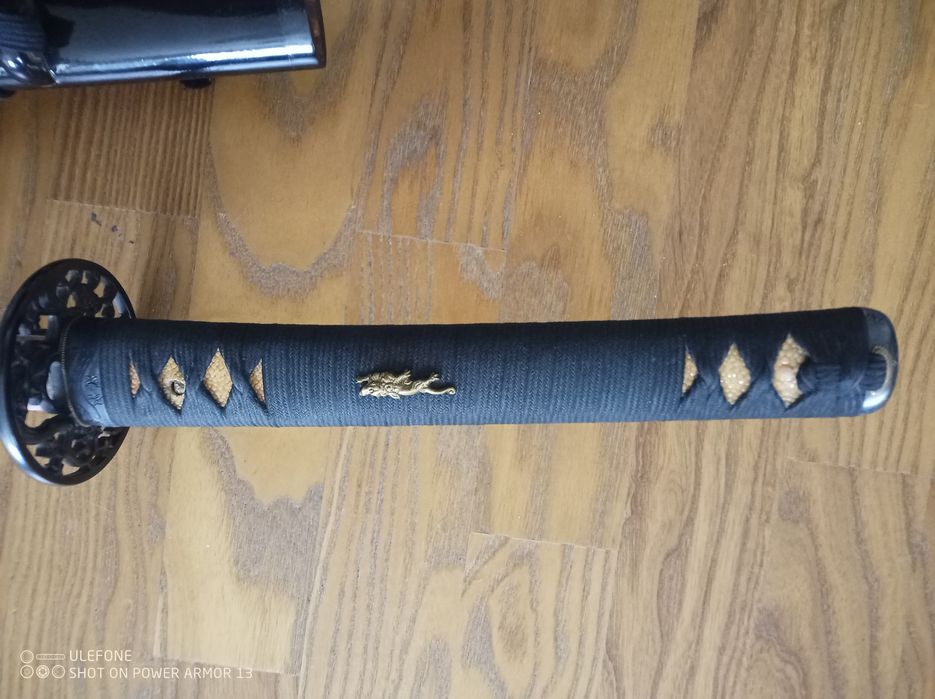 Продавам острие, меч, сабя, катана