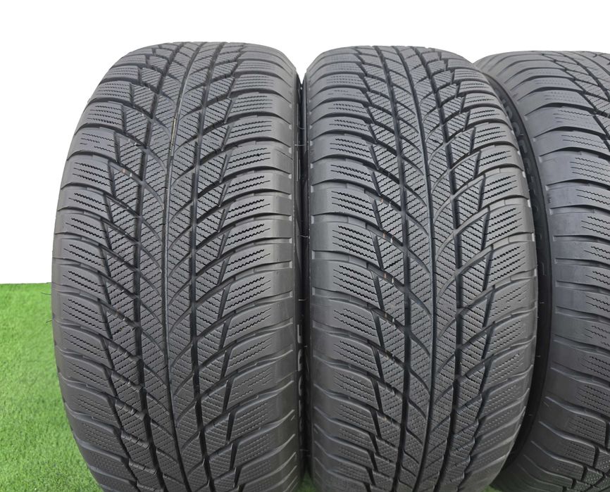 4бр. 205/55/16 BRIDGESTONE Blizzak LM001 RFT- зимни