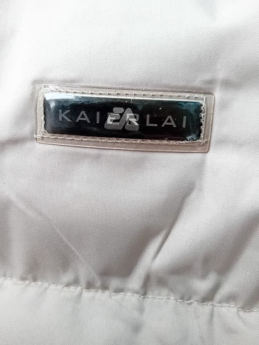 30 RON vestă fas groasă calitate