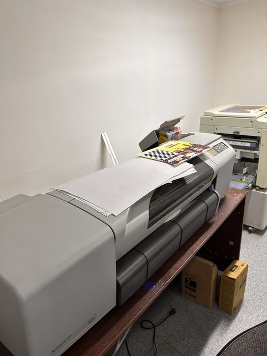 Продам широкоформатный принтер А1