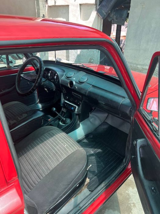 Mashina sotladi 19 milon