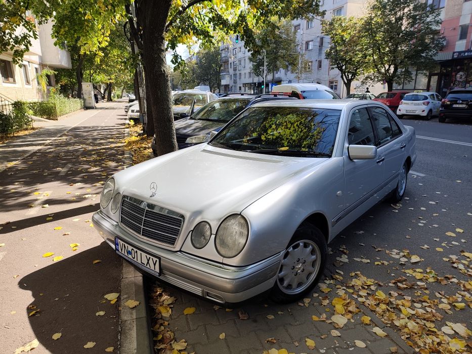 MERCEDES-BENZ E-Class 1996 — imagine 2