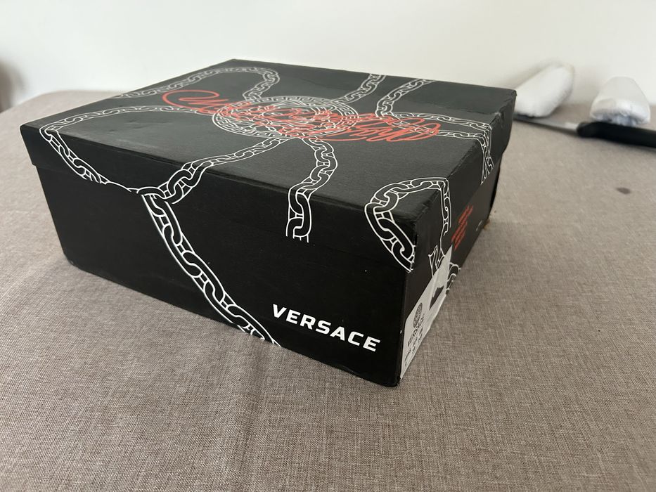 Versace Chain Reaction 39 Romanesti • OLX.ro