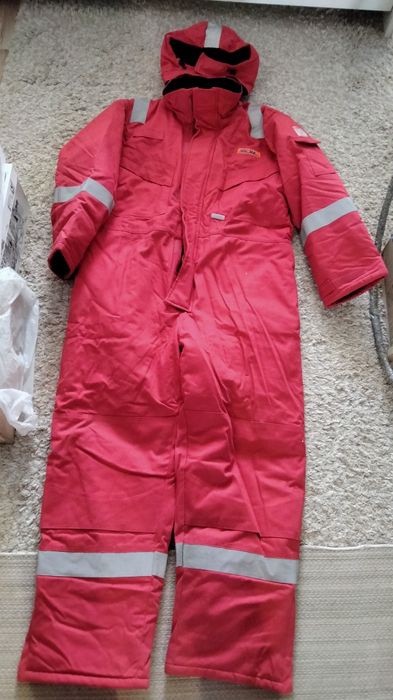 Зимний комбинезон .