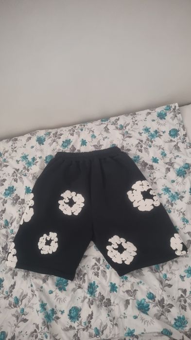 Vând Denim Tears mărimea M