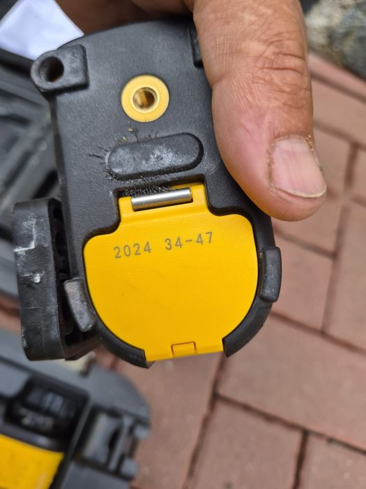 Lasere dewalt dw 088 cg