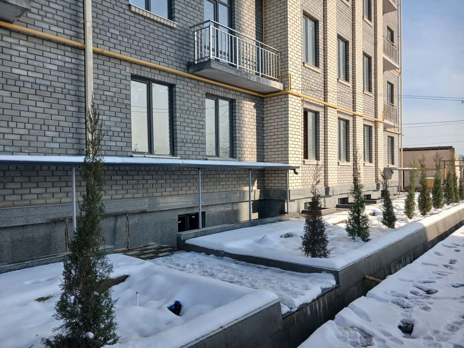 Magazin uchun kvartira 61+61 kv kv