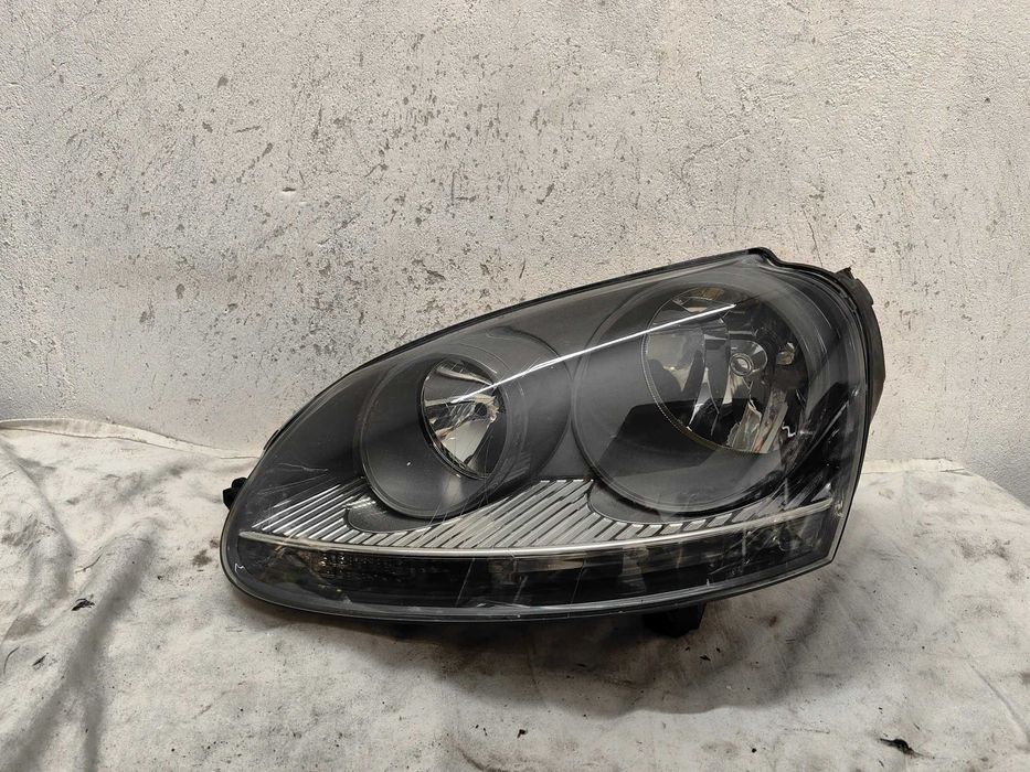 Оригинален фар Vw Golf 5